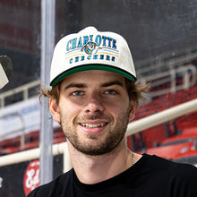 Load image into Gallery viewer, Celly Retro 90&#39;s Hat